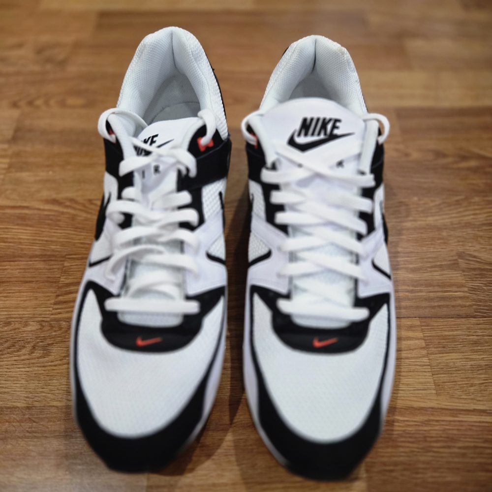 Nike Air Max Command 'White Black' 629993-103